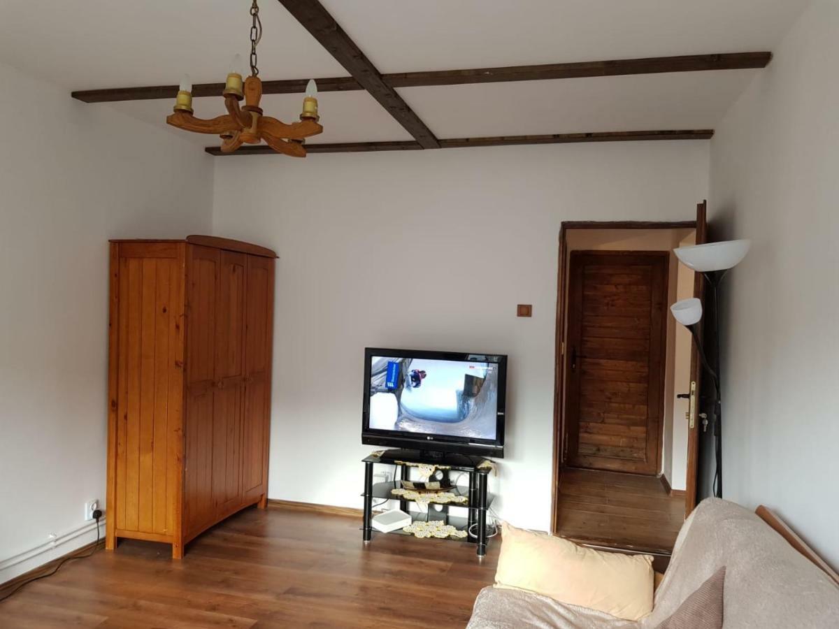 Apartment Straja Lupeni  Eksteriør bilde
